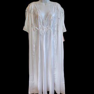 NWT Barbizon Vintage White Floral Lace Bow Embroidered Satin Bridal Peignoir  LG